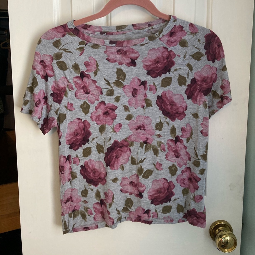 Soft and Sexy FLORAL AMERICAN EAGLE T-shirt (S)